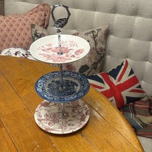 Three-Tier Porcelain Cake Stand